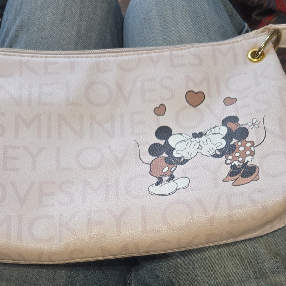 Disney Minnie Mouse Love Clutch in Light Pink